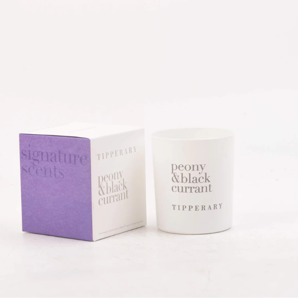 Tipperary Crystal Peony & Blackcurrant candle in floral gift box