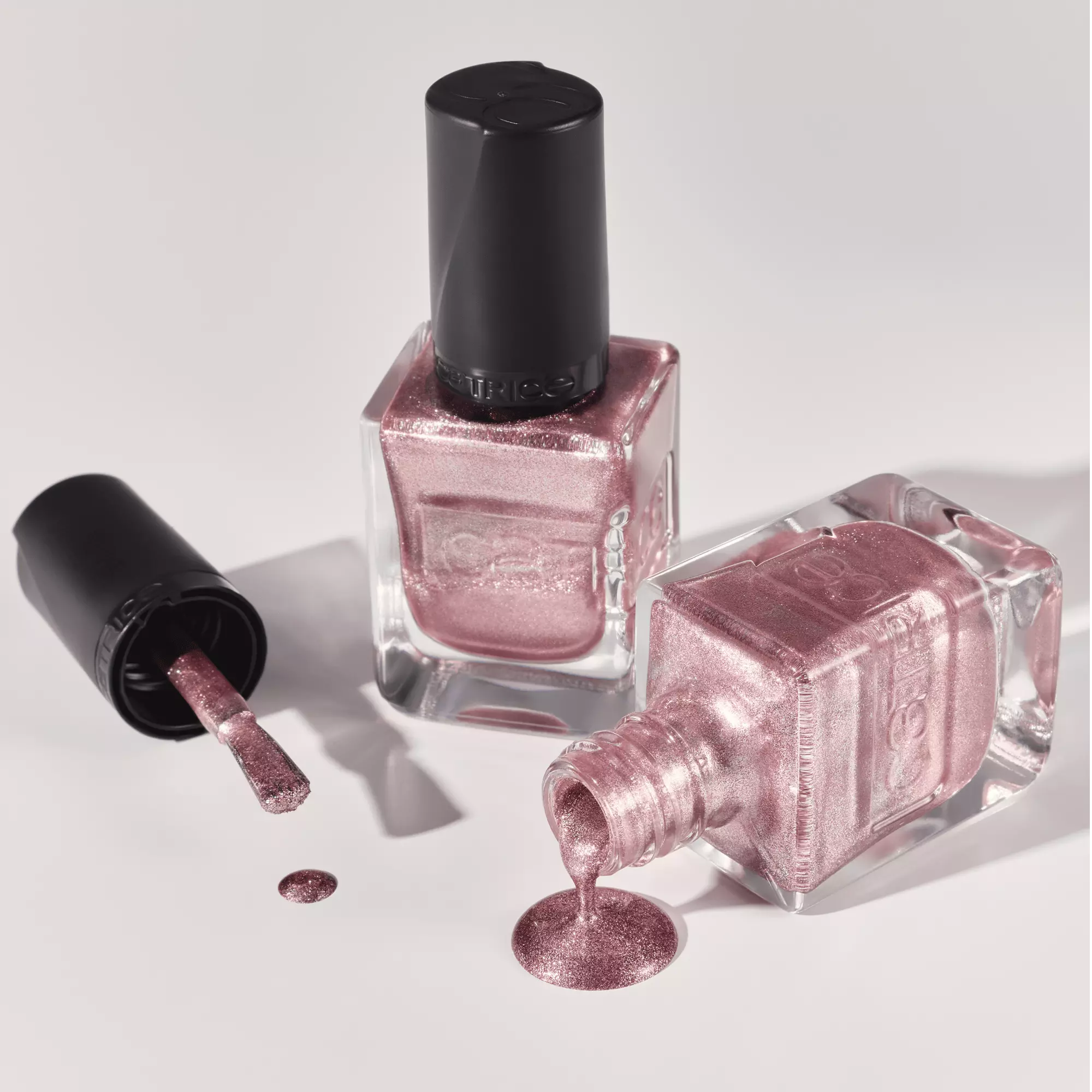 Catrice Gel Nail Lacquer 006 party animal in Rose Pink