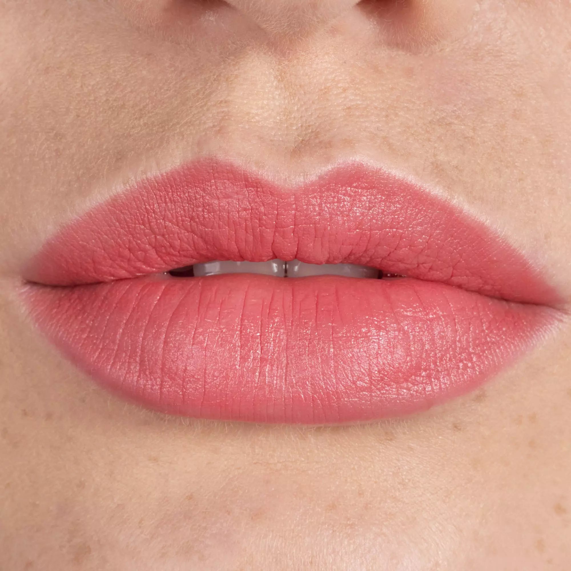 Catrice Intense Matte Lip Pen - 020 Coral Vibes - Close Up