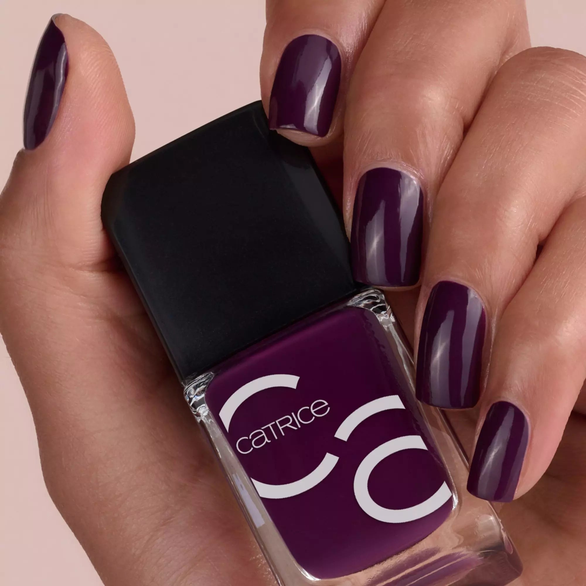 Catrice Iconails Gel Lacquer 159 Purple Rain - After