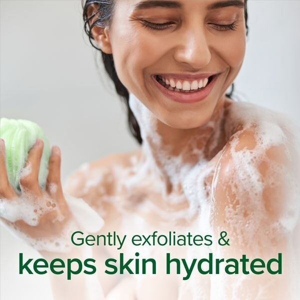 Palmolive Skin Radiance exfoliating body wash in use showing hydrated and renewed skin