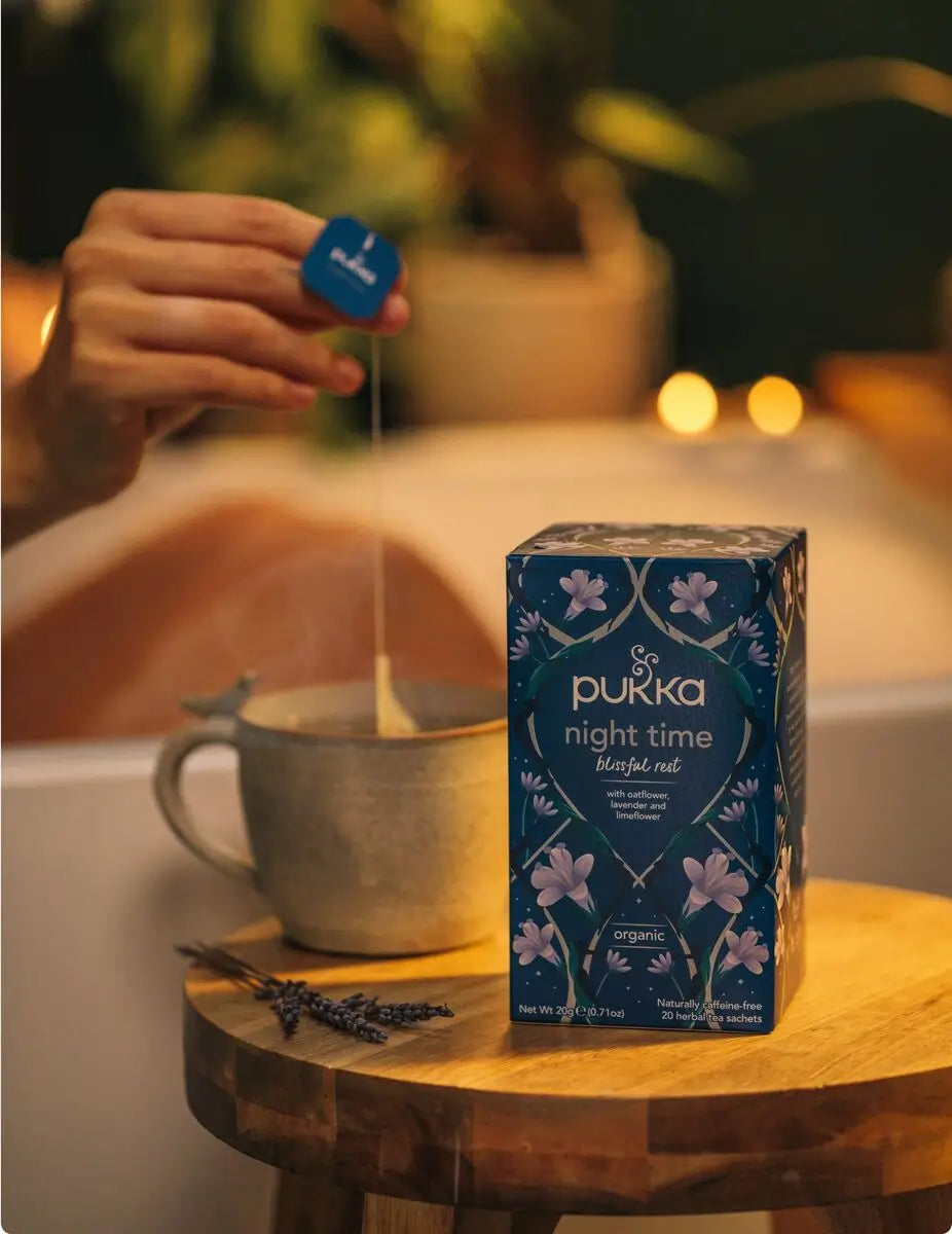 Caffeine-free herbal sleep tea – Pukka Night Time blend in cup