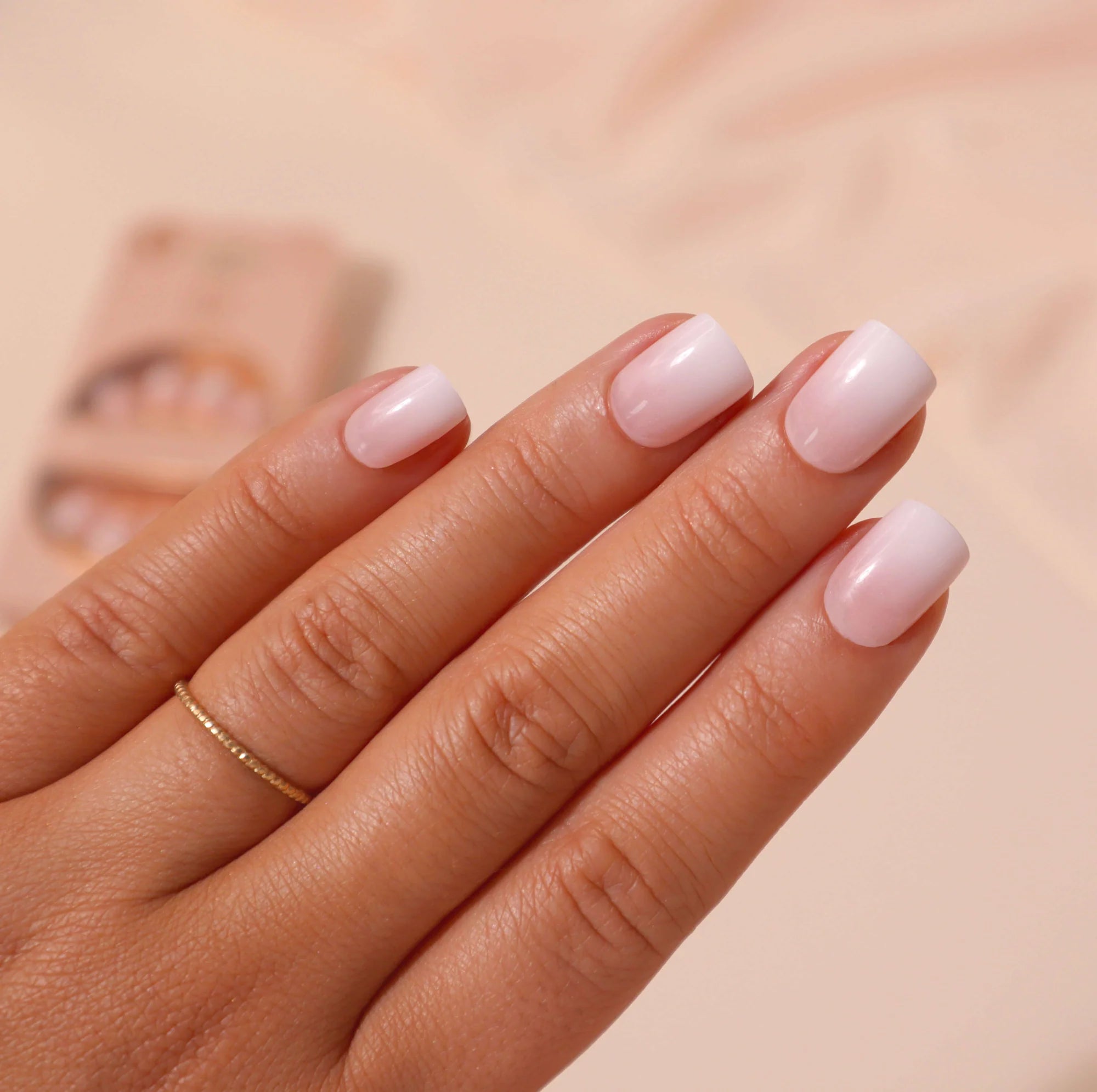 Sosu Pink Short Square False Nails -Ombre Edge